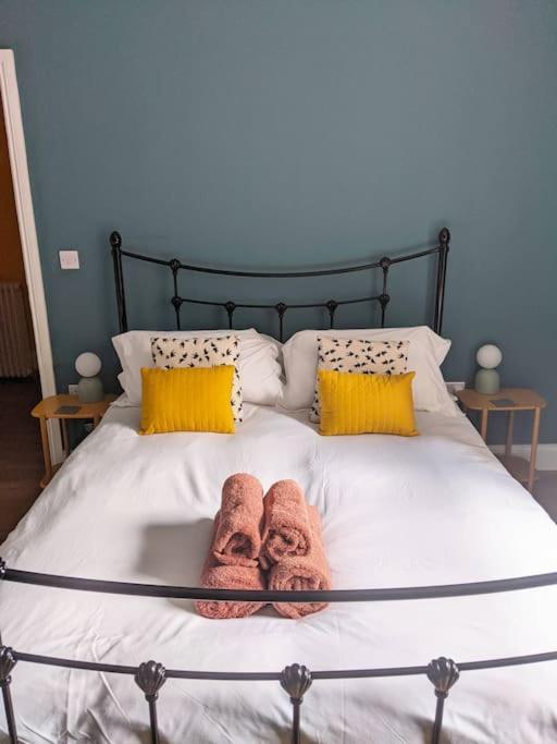 מארגייט Stylish And Colourful Flat Minutes From The Beach מראה חיצוני תמונה